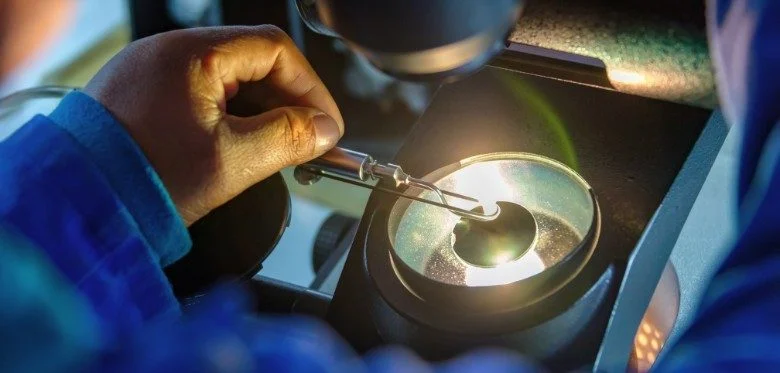 Guide to Diamond Clarity and Color