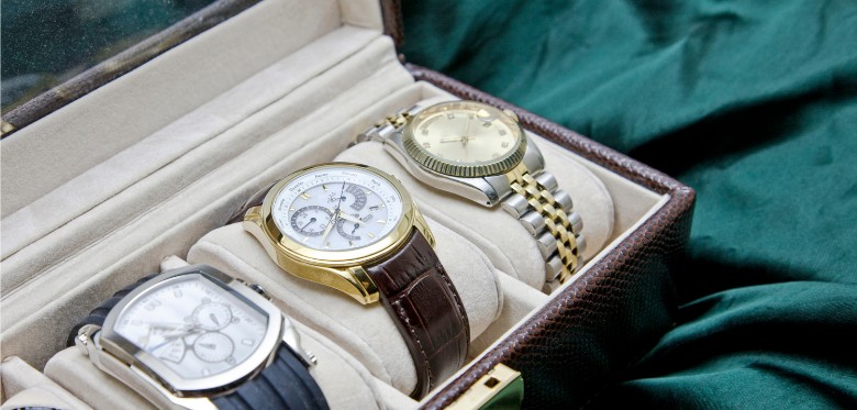 High-end wristwatch with leather strap