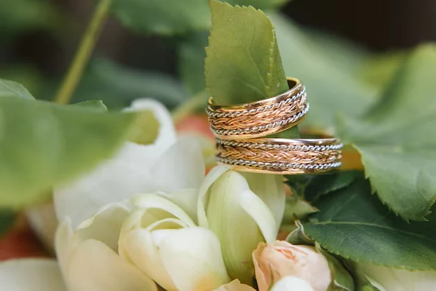 matching wedding band